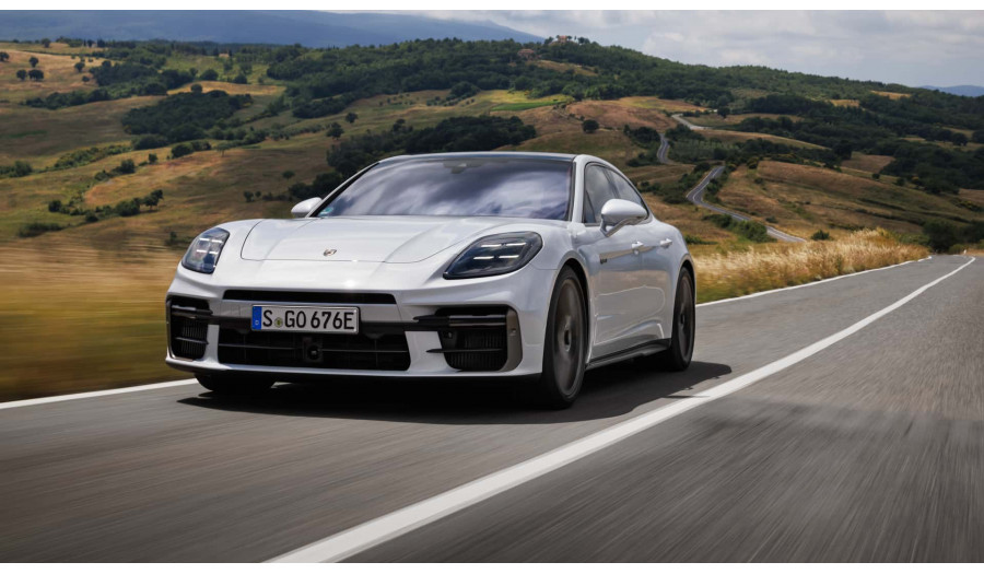 Porsche Panamera Turbo S E-Hybrid сменил поколение и сразу установил рекорд Нюрбургринга